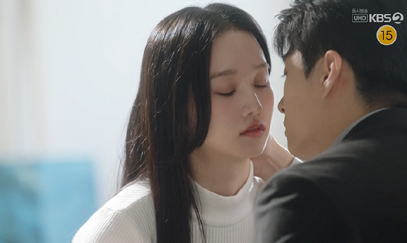 &apos;화려한날들&apos; 박정연, 손상연과 키스 연습하다 이태란에 딱 걸렸다...김준호 수술 함구 조건으로 협상