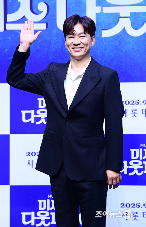 배우 정상훈이 2일 오후 서울 서대문구 이화여자대학교 삼성홀에서 열린 뮤지컬 '미세스 다웃파이어' 제작발표회에 참석하고 있다. [사진=정소희 기자]