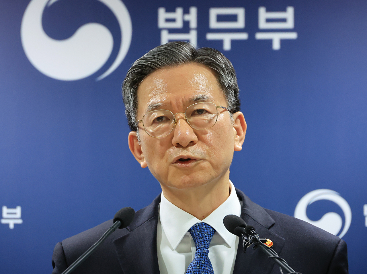 정성호 법무부 장관이 3일 정부과천청사 법무부 브리핑실에서 2030 이민정책 미래 전략을 발표하고 있다. 2026.3.3 [사진=연합뉴스]