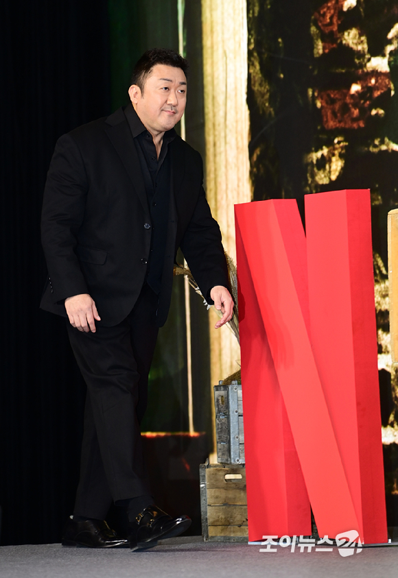 배우 마동석이 16일 오전 서울 종로구 JW메리어트 동대문스퀘어서울에서 열린 넷플릭스 영화 '황야'(감독 허명행) 제작보고회에 참석하고 있다. [사진=정소희 기자]