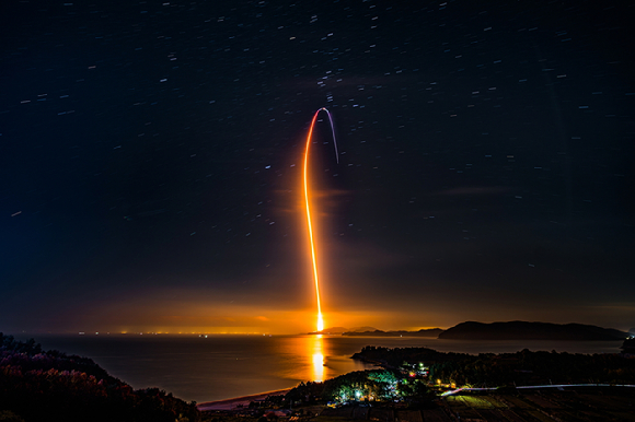 대상을 받은 '장미의 심장, 황금빛 물결의 파동(김슬우)'. [사진=천문연]