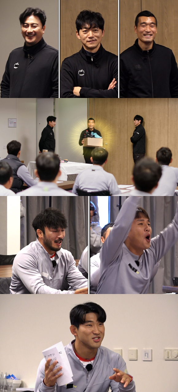 오는 4일 방송되는 JTBC 예능 '뭉쳐야 찬다3'에서 안정환이 네덜란드 방송에서 착용했던 축구화를 갖기 위한 '도전 축구 골든벨'이 펼쳐지고 있다. [사진=JTBC]