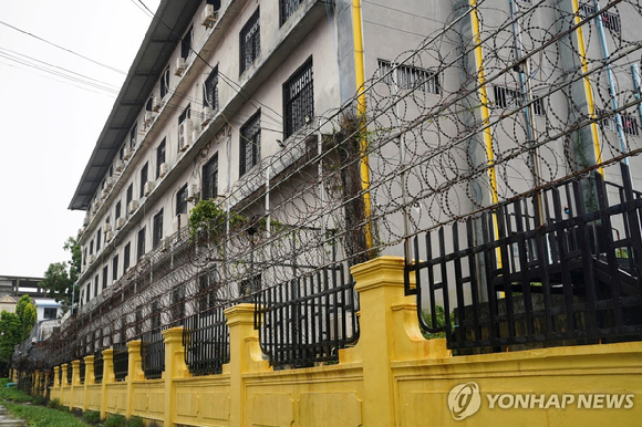 사진은 캄보디아의 한 사기 작업장 건물. [사진=로이터 연합뉴스 자료사진]