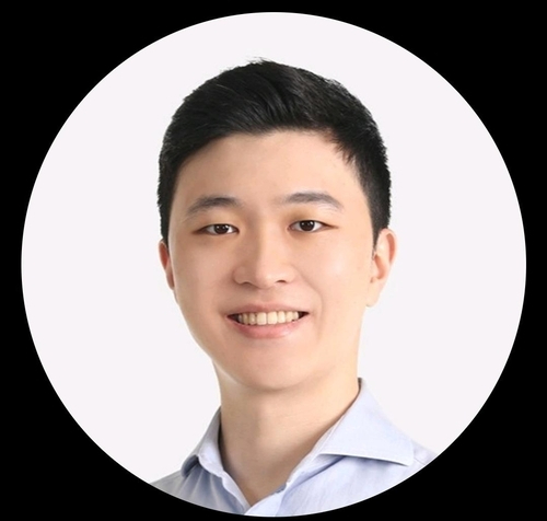 최재원 SK그룹 수석부회장의 장남 성근씨 [사진=연합뉴스/최성근 씨 링크드인 캡쳐]