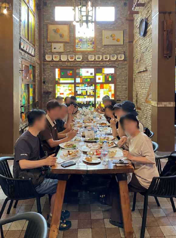 거세게 내리치는 마르트빌리 협곡의 폭포. [사진=박성기 작가]