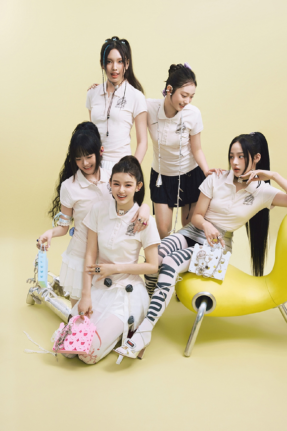뉴진스 단체 이미지 [사진=어도어]