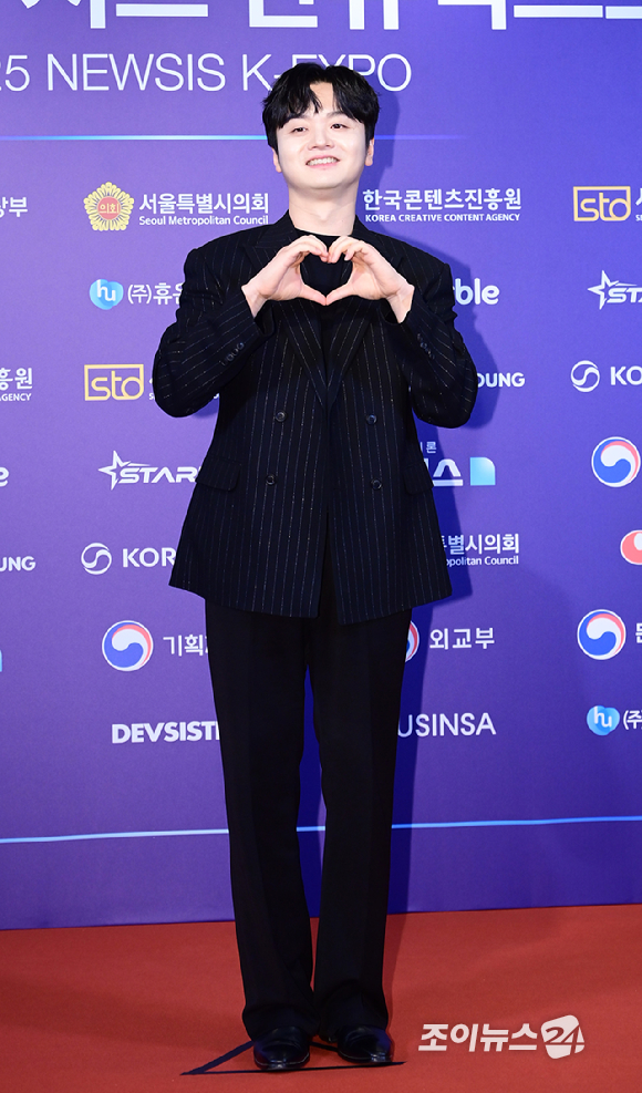 가수 황가람이 28일 오후 서울 소공동 롯데호텔에서 열린 '2025 NEWSIS 한류엑스포'에 참석하고 있다. [사진=정소희 기자]
