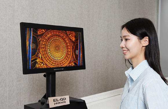 삼성디스플레이가 SID2025에서 전시한 EL-QD 패널. [사진=삼성디스플레이]