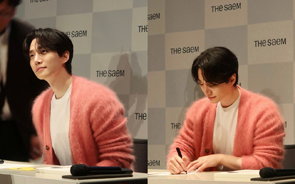 가수 겸 배우 이준호가 도쿄 팬 사인회에 임하고 있다. [사진=JYP엔터테인먼트]