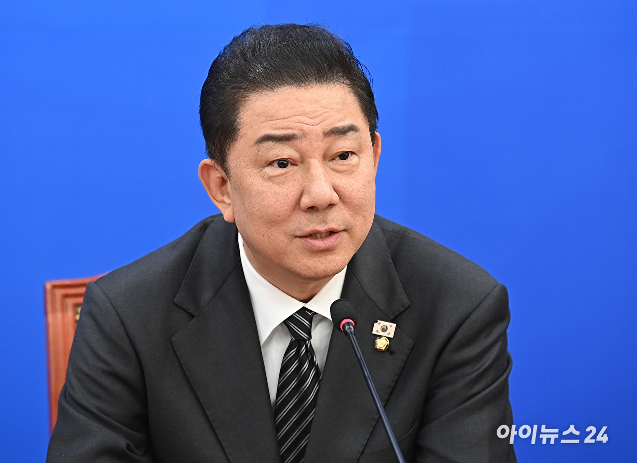 김병기 더불어민주당 원내대표가 11일 서울 여의도 국회에서 열린 정책조정회의에서 발언하고 있다. [사진=곽영래 기자]