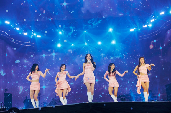 "윤보미 결혼 앞두고 열일"⋯에이핑크, 데뷔 15주년 기념 팬송 19일 발표