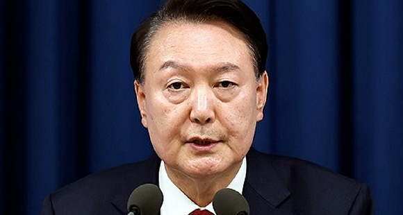 장동혁 국민의힘 대표가 12일 서울 여의도 국회에서 열린 의원총회에 참석하고 있다. [사진=곽영래 기자]