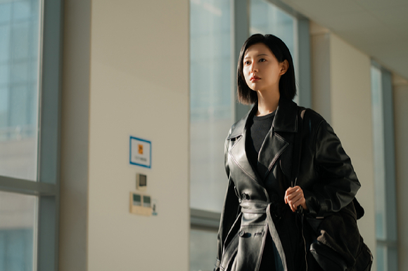 배우 김지원이 SBS '닥터X : 하얀 마피아의 시대'에서 열연하고 있다. [사진=SBS]
