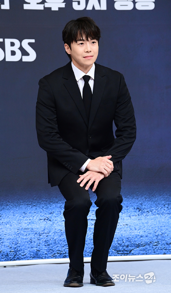 배우 박은석이 26일 오전 서울 양천구 목동 SBS사옥에서 열린 SBS 새 예능프로그램 '열혈농구단' 제작발표회에 참석하고 있다. [사진=정소희 기자]