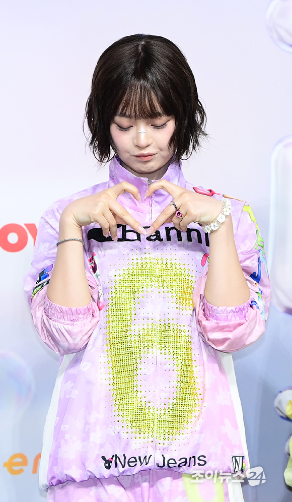 그룹 뉴진스 하니가 21일 오후 인천광역시 중구 A리조트에서 열린 '2024 SBS 가요대전 썸머' 블루카펫 행사에 참석하고 있다. [사진=정소희 기자]