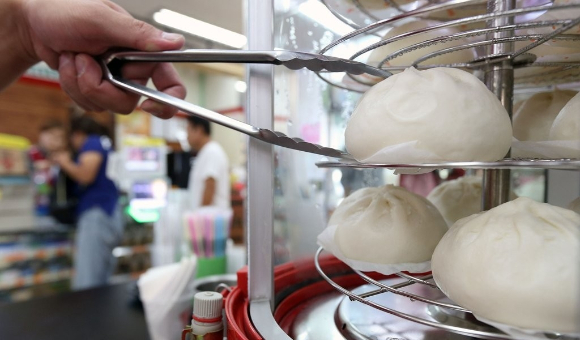 날씨가 갑자기 추워지면서 호빵 시장도 본격적인 시즌 맞이에 나선다. [사진=연합뉴스]