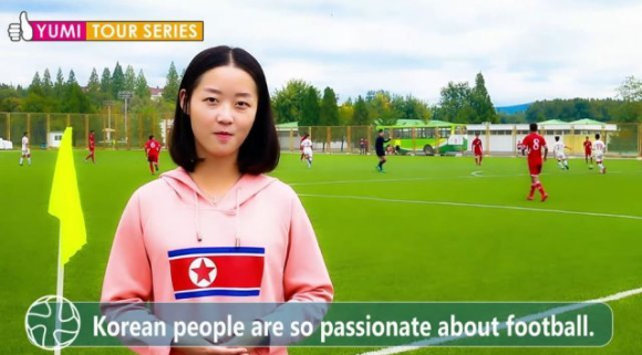 유미가 평양 중구역에 있는 능라인민유원지에서 범퍼카를 타는 모습 [사진=유튜브 Olivia Natasha- YuMi Space DPRK daily 캡처 ]