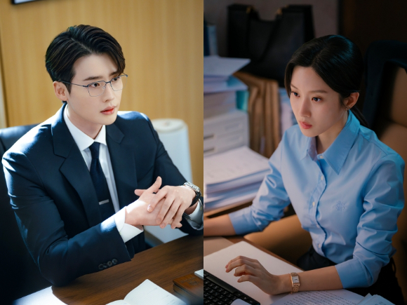 '서초동' 이종석, 문가영이 변호사로 변신했다. [사진=tvN]