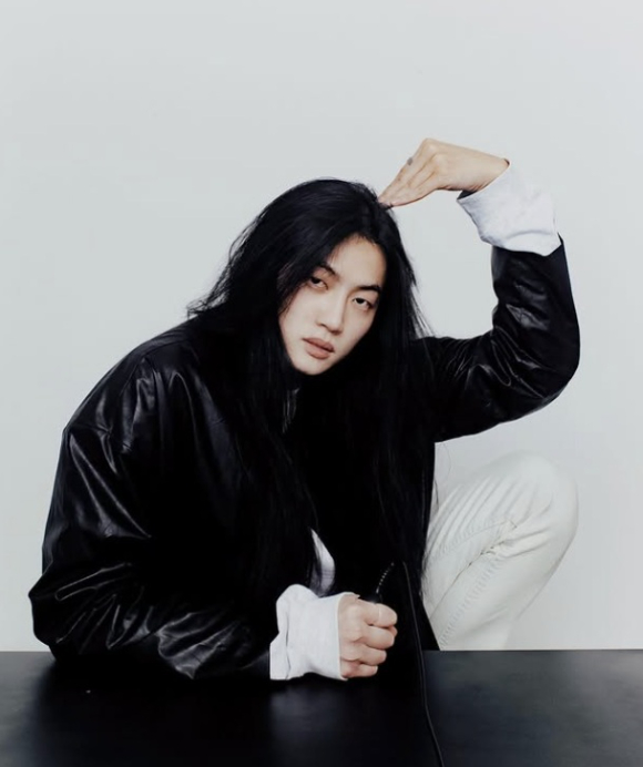 &apos;혈액암 투병&apos; 모델 김성찬, 6일 사망⋯향년 35세