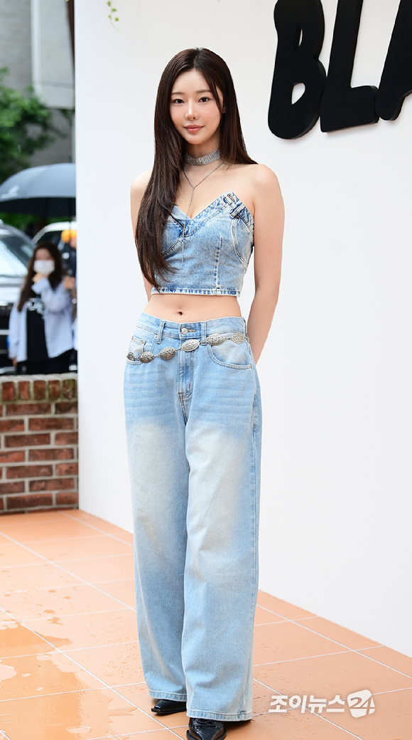 방송인 이시안이 20일 오후 서울 강남구 꼴라보하우스 도산에서 열린 샤크 닌자 블라스트 팝업 포토세션에서 포즈를 취하고 있다. [사진=정소희 기자]