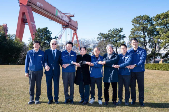 권오갑 HD현대 명예회장이 울산 HD현대중공업 영빈관에서 전임 노조 지부장들과 상생 오찬을 가졌다.[사진=HD현대]