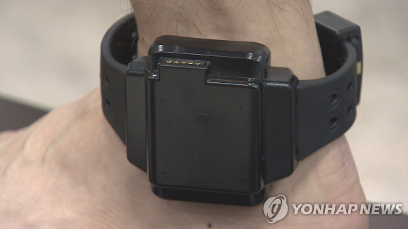 전자발찌 이미지. 기사와 직접 관련이 없는 사진 [사진=연합뉴스]