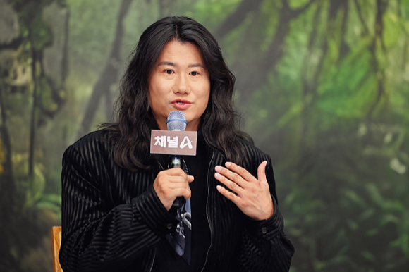 '셰프와 사냥꾼' 온라인 제작발표회에 참석한 추성훈, 임우일 [사진=채널A ]