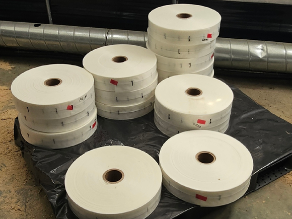 산림청은 8일 임산물 포장 및 출하에 사용되는 석유화학제품(비닐, PP용기) 지원 등 보조사업을 확대한다고 밝혔다 [사진=산림청]