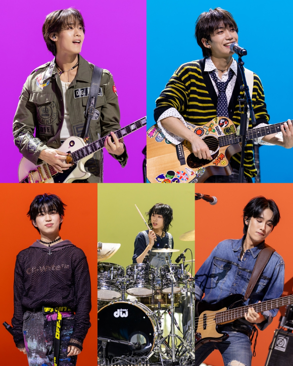 밴드 하이파이유니콘이 새 싱글 앨범 'Teenage Blue (Korean ver)'(틴에이지 블루, 한국 버전) 발매 기념 컴백 쇼케이스를 통해 팬들을 만나고 있다. [사진=FNC엔터테인먼트]