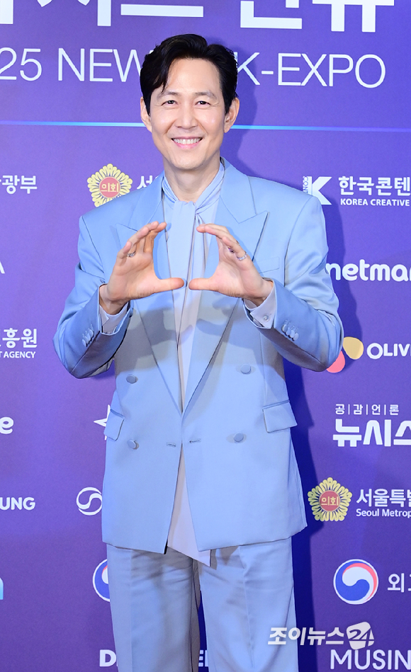 배우 이정재가 28일 오후 서울 소공동 롯데호텔에서 열린 '2025 NEWSIS 한류엑스포'에 참석하고 있다. [사진=정소희 기자]