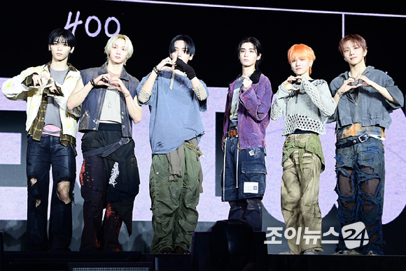 그룹 보이넥스트도어가 20일 오후 서울 강서구 KBS아레나에서 열린 보이넥스트도어(BOYNEXTDOOR) 새 앨범 '디 액션'(The Action) 쇼케이스에 참석하고 있다. [사진=정소희 기자]