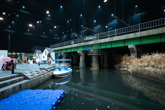 황슬우 장호기 김예슬 김학민 김재원 정종연 이소민 김노은 PD가 2일 열린 '넷플릭스 예능 페스티벌'에서 포즈를 취하고 있다. [사진=넷플릭스 코리아]