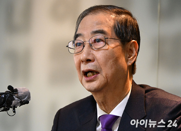 한덕수 무소속 대선 예비후보가 지난 5월 7일 서울 중구 한국프레스센터에서 서울외신기자클럽 초청 기자간담회를 갖고 있다. [사진=국회사진취재단]