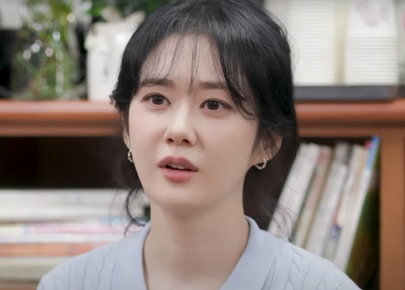 배우 장나라가 '동안 이미지' 때문에 오랫동안 겪어온 고충을 드러냈다. [사진=유튜브 @도미나스 DOMINAS]