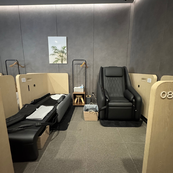 세라젬 웰카페&라운지 서울청담직영점 내부 모습 [사진=설재윤 기자]