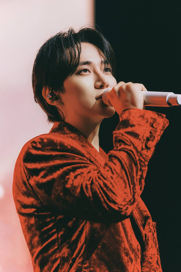 가수 겸 배우 이준호가 브라질 상파울루 비브라 상파울루에서 진행된 팬미팅에서 팬들을 만나고 있다. [사진=JYP엔터테인먼트]