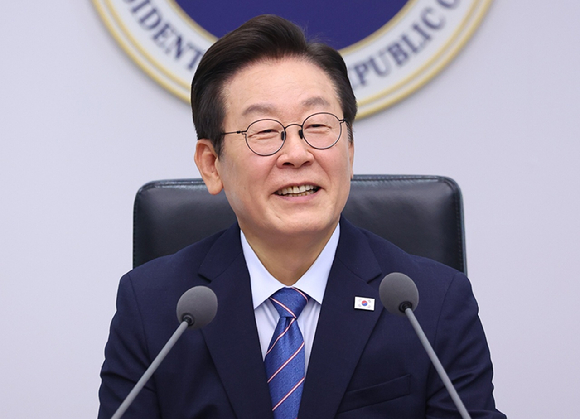 이재명 대통령이 지난 18일 서울 용산 대통령실에서 열린 수석보좌관회의에서 발언하고 있다. [사진=연합뉴스]