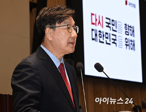 권성동 국민의힘 원내대표가 9일 서울 여의도 국회에서 열린 의원총회에서 발언하고 있다. [사진=곽영래 기자]
