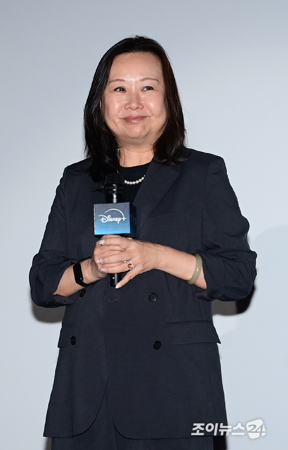 '북극성' 포스터. [사진=디즈니+]