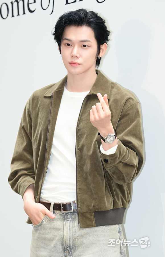 투모로우바이투게더(TXT) 연준이 29일 오후 서울 강남구 청담 Villa 15에서 열린 론진 마스터 컬렉션 론칭 이벤트 행사에 참석하고 있다. [사진=정소희 기자]