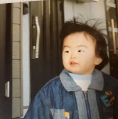 애니메이션 캐릭터를 닮은 긴 턱을 가진 것으로 유명해진 일본 유튜버 [사진=SCMP 캡쳐]