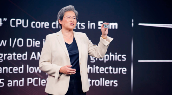 리사 수 AMD CEO가 지난 2022년 '컴퓨텍스 2022' 온라인 기조연설에서 '젠4' 아키텍처 기반의 AMD CPU를 소개하고 있다. [사진=AMD]