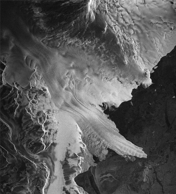  차세대소형위성2호 영상레이다 시험관측 사진. 대한민국 설악산 국립공원 및 속초 일대. 2023.08.21 [사진=KAIST]