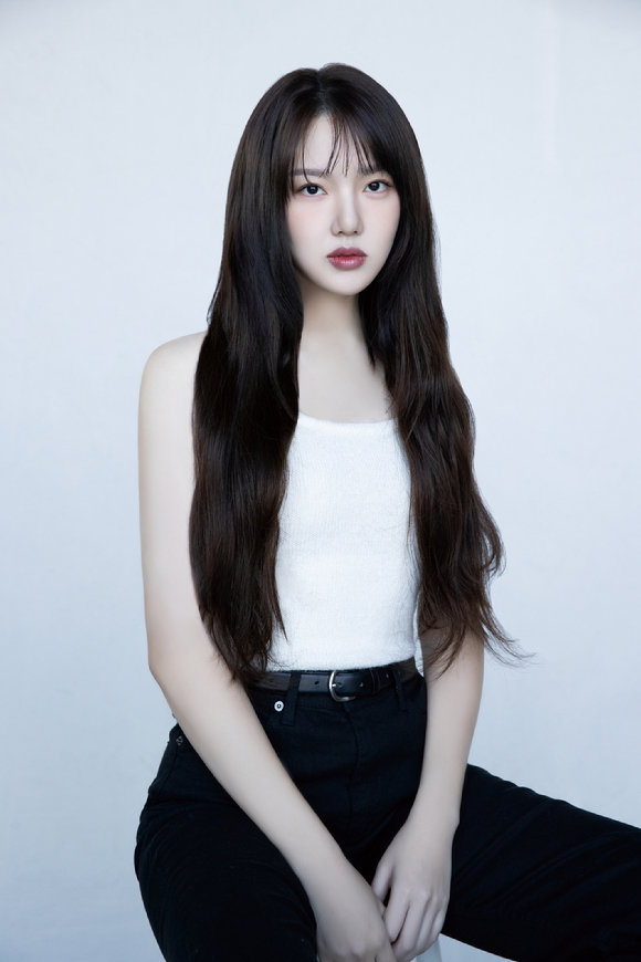 예린 프로필 사진 [사진=써브라임]