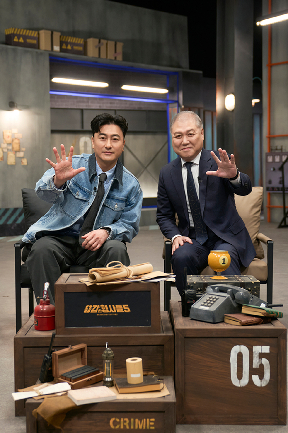 '용감한 형사들5' 제작발표회에 참석한 곽선영 윤두준 [사진=티캐스트 ]