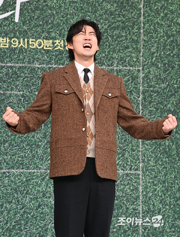 배우 윤계상이 25일 오후 서울 양천구 목동 SBS에서 열린 SBS 새 금토드라마 '트라이: 우리는 기적이 된다' 제작발표회에 참석해 포즈를 취하고 있다. [사진=문수지 기자]