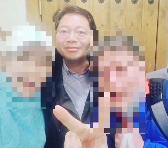 김승원 법무부 장관 후보자가 3일 오전 서울 종로구 적선현대빌딩에 마련된 인사청문회 준비사무실로 출근하고 있다. [사진=곽영래 기자]