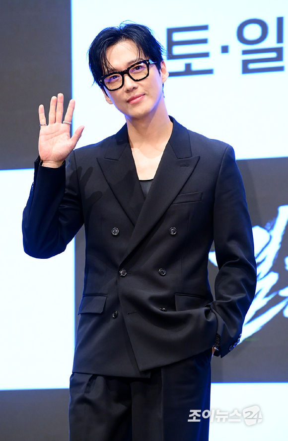 배우 남궁민이 1일 오후 서울 구로구 신도림동 더세인트에서 열린 KBS 2TV 새 토일 미니시리즈 '결혼의 완성' 제작발표회에 참석하고 있다. [사진=정소희 기자]