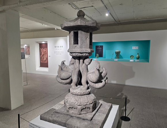 새로중앙박물관에 전시된 음주경고대장경. [사진=구서윤 기자]