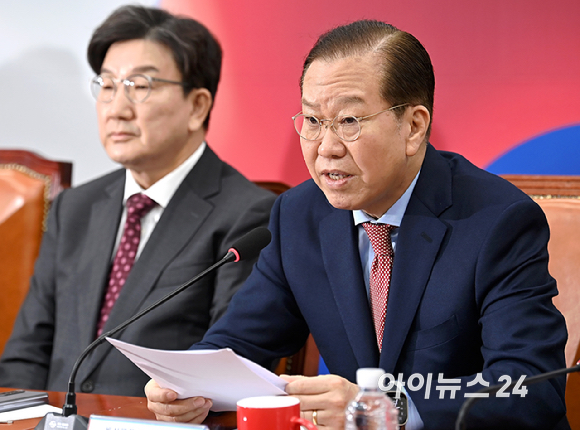 권영세 국민의힘 비상대책위원장이 27일 오전 서울 여의도 국회에서 열린 비상대책위원회의에서 발언하고 있다. [사진=곽영래 기자]